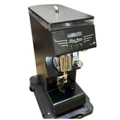 Simonelli mythos one コーヒーグラインダー（中古品） - メルカリ