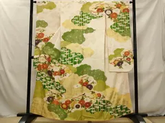 平和屋着物■豪華振袖　駒刺繍　笹竹花文　金彩　正絹　逸品　AABJ2292stのサムネイル