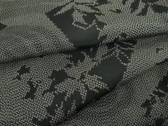 平和屋着物▽上質な紬　単衣　色紙枝葉文　黒地　正絹　逸品　AABI8031csのサムネイル