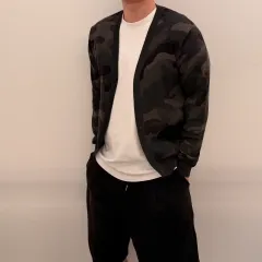 ジバンシィ カモフラージュ ニット カーディガンのサムネイル