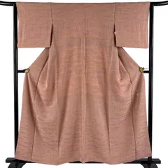 小紋 身丈159cm 裄丈63.5cm S 袷 幾何学模様 霞 陶彩染 ピンクベージュ 正絹 秀品 【中古】のサムネイル