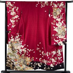 正絹 振袖 古典柄 桜流水文 金彩 赤地 華やか 成人式 結婚式 - メルカリ