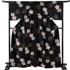 小紋 身丈165cm 裄丈66cm M 袷 桜 黒 正絹 秀品 【中古】のサムネイル