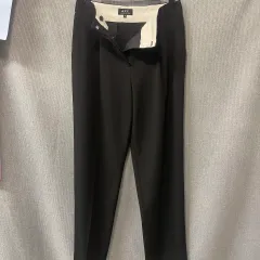 A.P.C. アーペーセー ブラック スラックス パンツのサムネイル