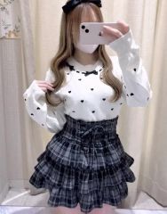 LIZLISA メニービジューリボンダイヤニットトップス 地雷 量産 - メルカリ