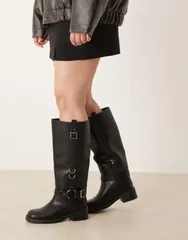 エイソス レディース シューズ ブーツ・レインブーツ ASOS DESIGN Curve Cobra buckle harness knee boots with silver hardware Blのサムネイル