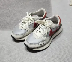 ナイキ230スニーカーのサムネイル