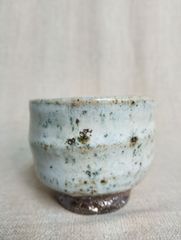 陶芸家　作家物　真清水徹　斑唐津　ぐい呑　酒器　酒盃　共箱 陶芸家 作家物 真清水徹 斑唐津 ぐい呑 酒器 酒盃 共箱 - メルカリ