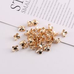 No.609 四つ葉の花びら ビーズキャップ 座金 ゴールド 30個 