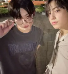 マハグリッド 半袖 Tシャツのサムネイル