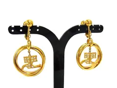 ■美品■ courreges クレージュ ラインストーン ネジバネ式 イヤリング アクセサリー レディース ゴールド系 DN5353のサムネイル
