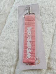 非売品】 ミュージアムマイル マフラー型キーホルダー 有馬記念 JRA