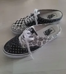 メンズ VANSのサムネイル
