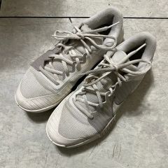 レア】 NIKE ナイキ テニスシューズ ズームヴェイパー9.5 フライニット
