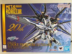 [중고] [미개봉] METAL ROBOT혼 <SIDE MS> 스트라이크 프리덤 건담 20th Anniversary Ver. [기동전사 건담 SEED DESTINY]