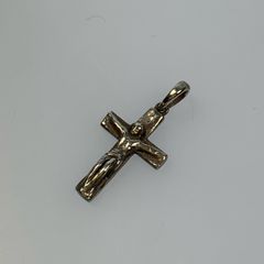 Engraved Tiny Cross Pendant クロスペンダント - メルカリ