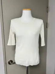 新品 アイボリー ホワイト 半袖 ニットのサムネイル