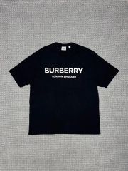 タグ付き新品☆バーバリーロンドン 半袖Tシャツ 23ss 現行タグ 白 XS 