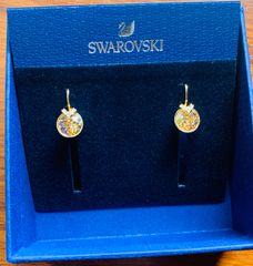 SWAROVSKI SPARKLING DC ピアス - メルカリ
