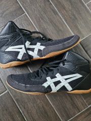 ASICS バレーボールシューズ 黒/青 ハイカット　ハイキュー　稲荷崎 ASICS バレーボールシューズ 黒/青 ハイカット ハイキュー 稲荷崎