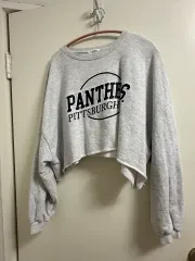クロップド スウェットのサムネイル