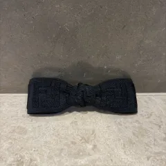 FENDI フェンディ ヘア ロゴピンのサムネイル