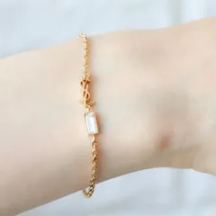 【並行輸入品】サンローラン ブレスレット レディース ゴールド Saint Laurent 2026春夏 新作 カサンドラ チャーム 862050 Y1526のサムネイル