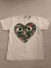 PLAY COMME des GARÇONS 迷彩ハートTシャツ Lサイズ - メルカリ