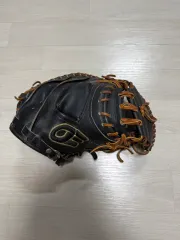 ONEティ キャッチャーミットのサムネイル