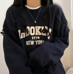 ネイビー ブルックリン 1774 NEW YORK スウェットのサムネイル