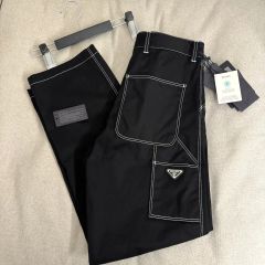 定価22万 プラダ トライアングルロゴプレート カーゴパンツ XS 黒