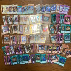 遊戯王OCG 英語版大量まとめ売り200枚 - メルカリ
