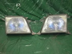 【中古】ランクル プラド ヘッドライト 左右のサムネイル