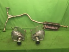 【中古】新車外し  レヴォーグ2.5L STI仕様 純正 マフラーのサムネイル