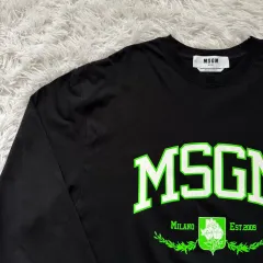 MSGM 日本ヴィンテージ 未使用 長袖 MSGM エムエスジーエム 正規品 長袖Tシャツ ユニセックスのサムネイル