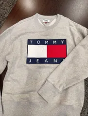 TOMMY JEANS グレー クルーネック トレーナーのサムネイル
