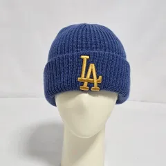 MLB ブルー LA 金色 刺繍 ロゴ ニット ビーニー 帽子 フリーサイズ 0119のサムネイル