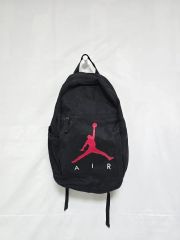 新品☆NIKE Jordan リュック ジャンプマン キッズ 遠足 旅行 - メルカリ