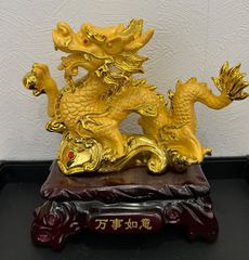 美品】金属製 龍 ゴールドドラゴン彫刻 約28cm 金色 辰 竜 干支置物