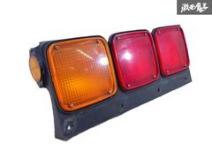 いすゞ ギガ テールランプ左右セット純正 - メルカリ