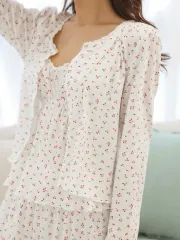 さくらんぼパジャマセットのサムネイル