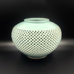 翠堂 青磁 青緑色 編み目模様 陶器 花瓶 - メルカリ