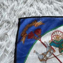 正規品 ジャンニヴェルサーチ ハンカチ 馬 太陽マーク - メルカリ