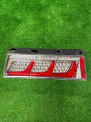 小糸 KOITO 3連タイプLEDテールランプ ノーマルターン 右側 通電確認済