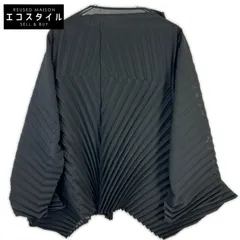 ISSEY MIYAKE　イッセイミヤケ　ブラック IM53FJ162 WAVE PLEATS Top　2のサムネイル