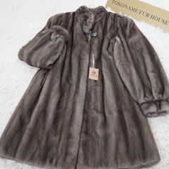未使用品/44万/近年人気/横段 ブルーアイリスミンク ファーコート 軽量