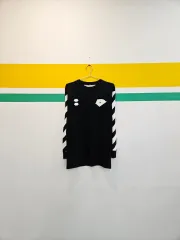 オフホワイト 長袖 プリンティング Tシャツ (鑑定書同封)のサムネイル