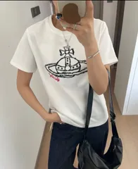 【予約商品】ヴィヴィアン・ウエストウッド（Vivienne Westwood）のオーブ刺繍Tシャツ オーガニックコットンのサムネイル