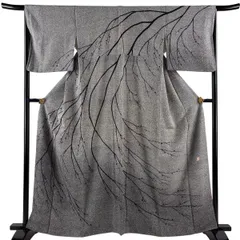【美品】 訪問着 身丈162cm 裄丈66.5cm M 袷 落款 枝葉 幾何学模様 ぼかし 黒 正絹 秀品 【中古】のサムネイル