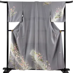 付下げ 身丈158.5cm 裄丈66.5cm M 袷 落款 枝花 ぼかし 灰紫 正絹 秀品 【中古】のサムネイル